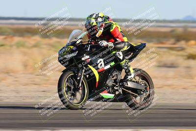media/Oct-19-2024-CVMA (Sat) [[7df39c5a0d]]/Race 14-500-350 Supersport/